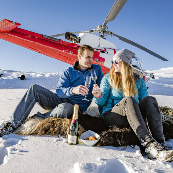 Eiger, Mönch & Jungfrau avec apéro -  Vol en hélicoptère